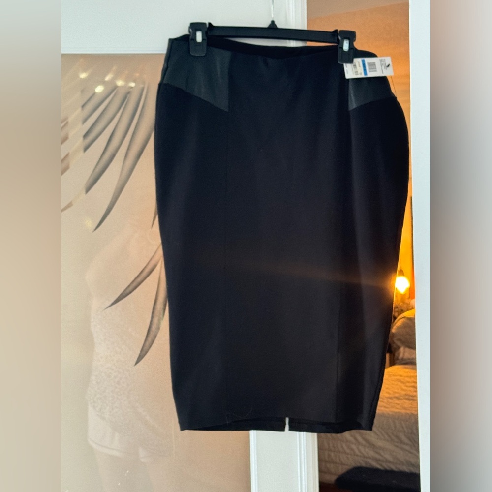 Jessica Simpson black Aline skirt. Brand new tag on.